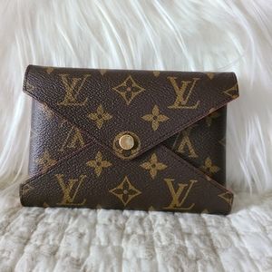 Louis Vuitton Kirigami Pouchette, size medium